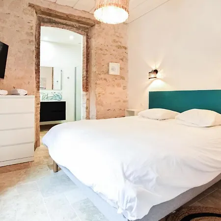 Gorgeous Home In Saint-Vaast-La-Hougue With Wifi Exterior photo