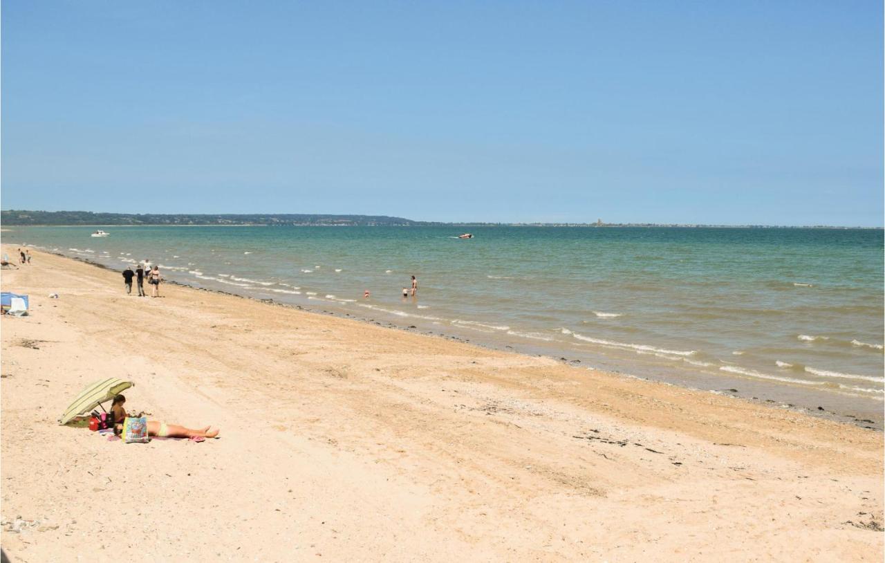 Holiday home Gorgeous In With Wifi Saint-Vaast-la-Hougue
