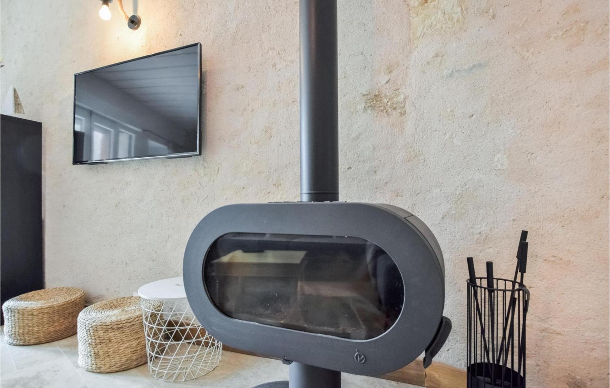 Holiday home Gorgeous In With Wifi Saint-Vaast-la-Hougue